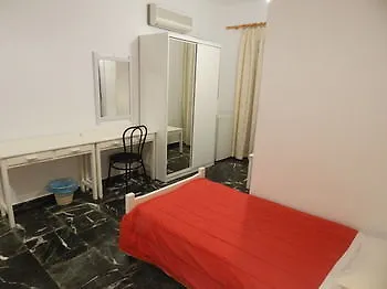 Kasteli Otel 2*